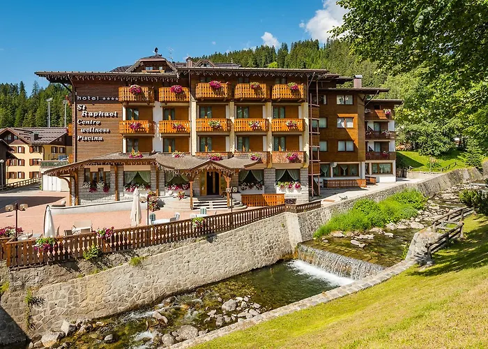 Hotel St. Raphael